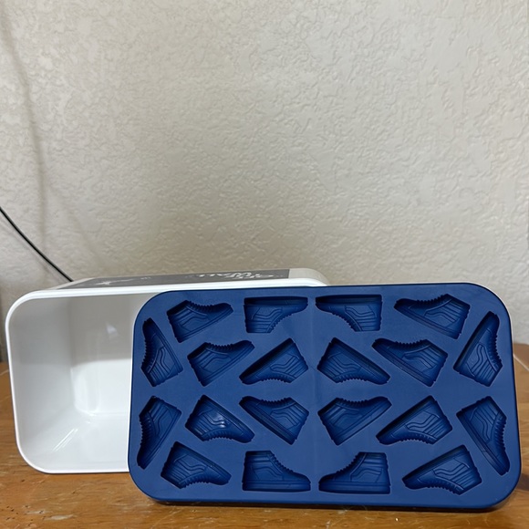 Vans ice box Sk8 hi ice cube storage - Picture 3 of 6